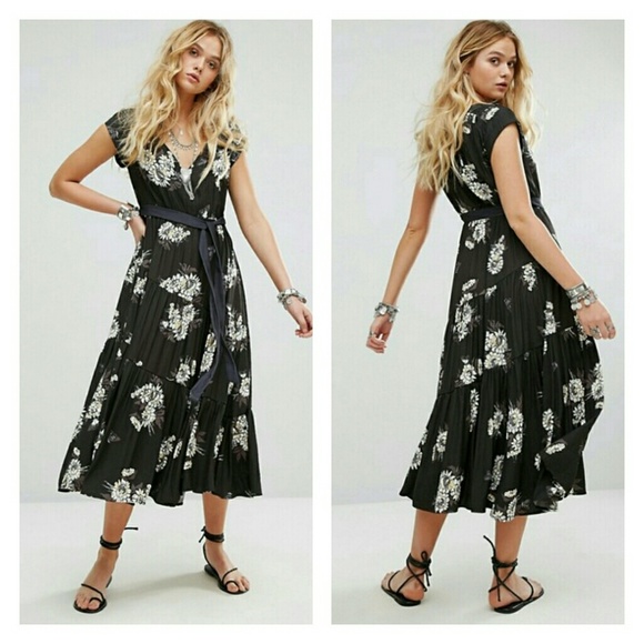 Free People Dresses & Skirts - NWT Free People All I Got Maxi Floral Maxi Dress